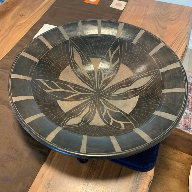 Stunning decorative bowl