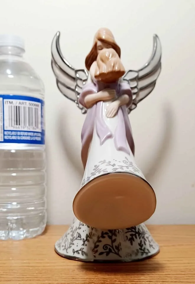 Vtg.Collectible Bradford Music Box Figurine image indicator(8)