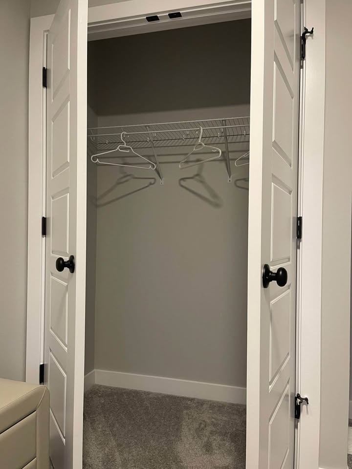 Private room for rent - photo 2