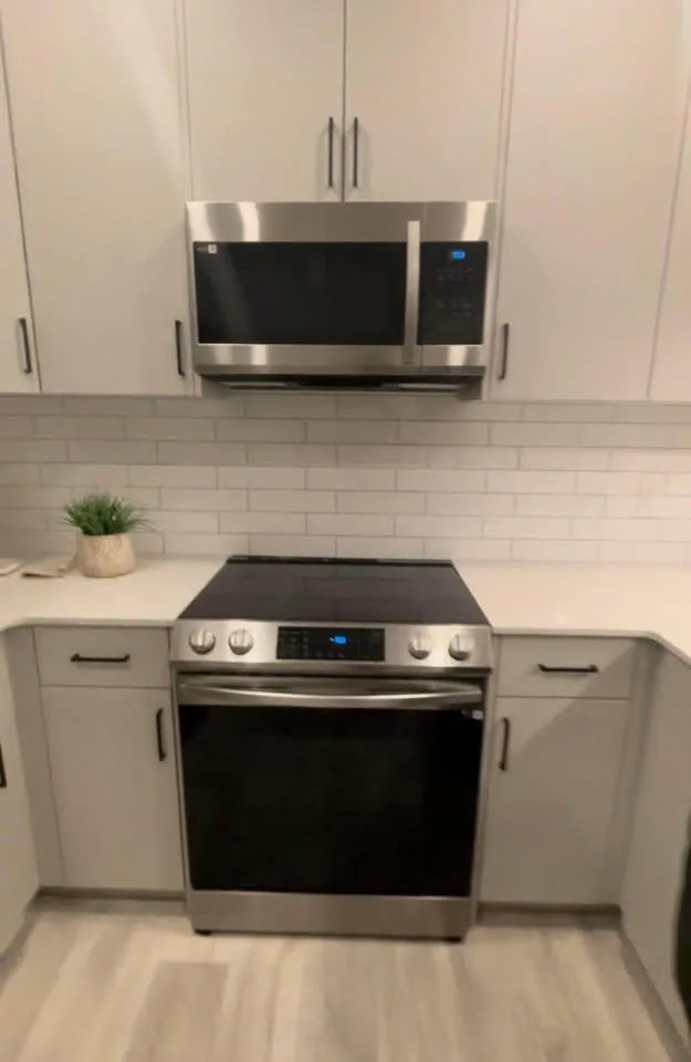 Private room for rent image indicator(3)