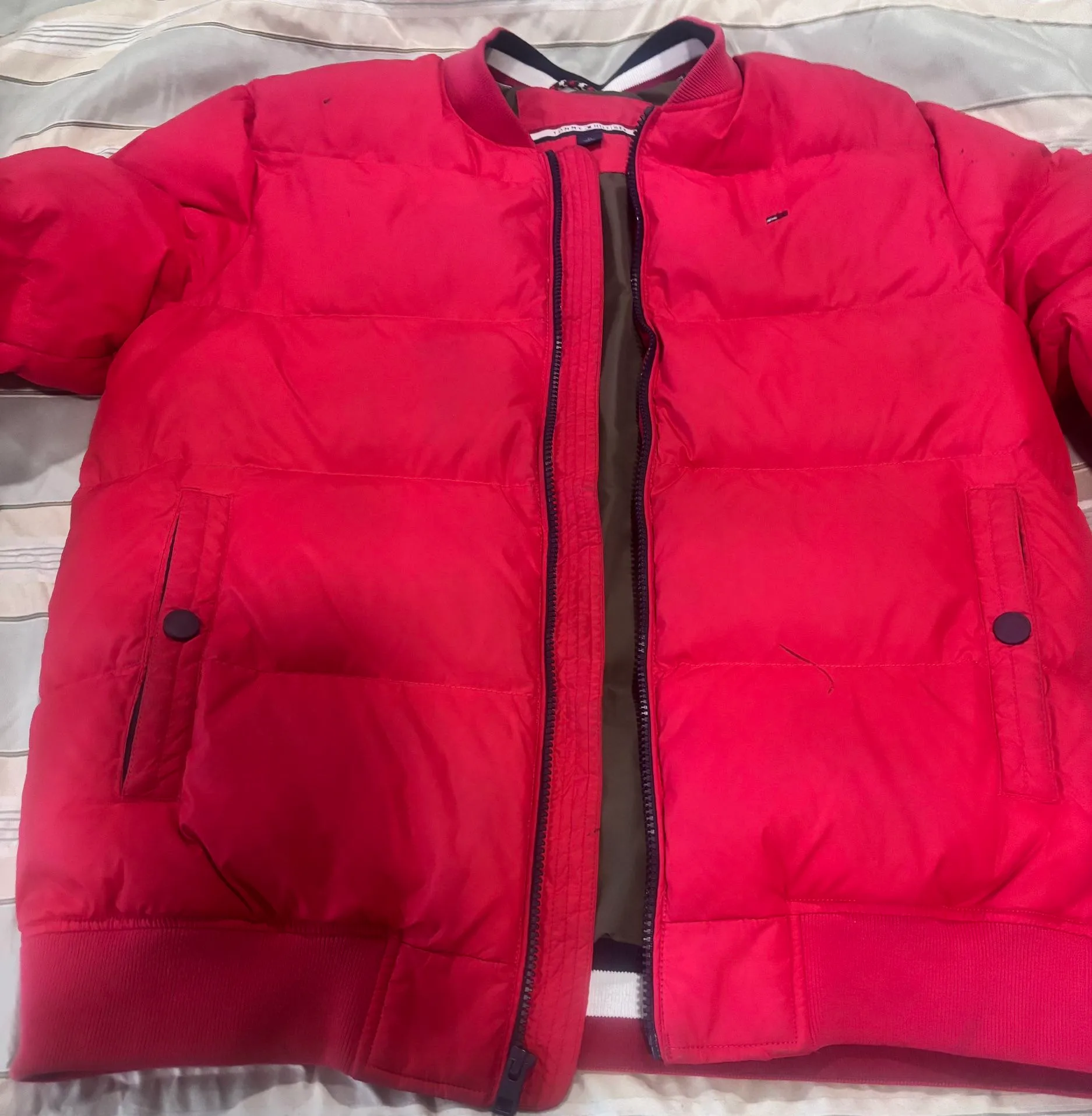 Authentic Tommy Hilfiger puffer jacket in a bold red color size