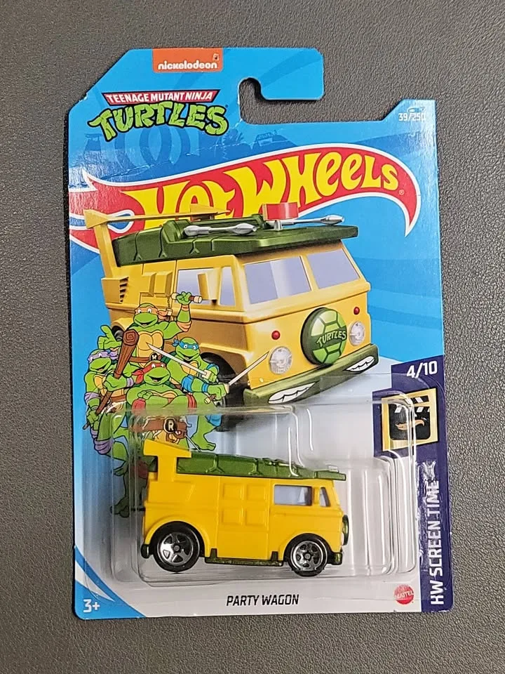 Hot Wheels Turtles Party Wagon TMNT 2021
