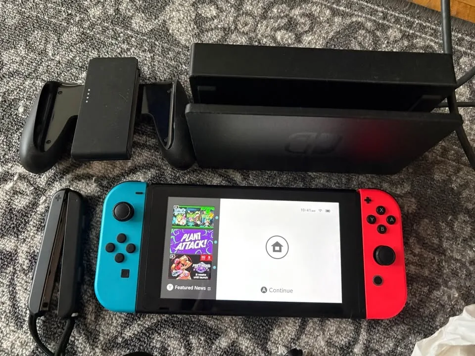 MOVING ABROAD SALE - READ BELOW image indicator(3)