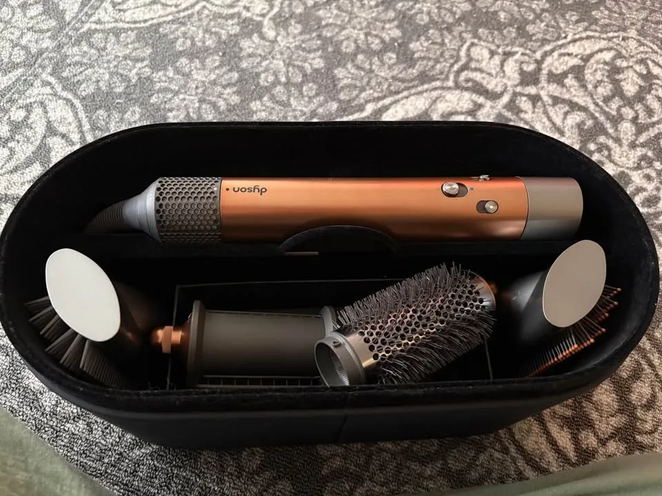 MOVING ABROAD SALE - READ BELOW image indicator(4)