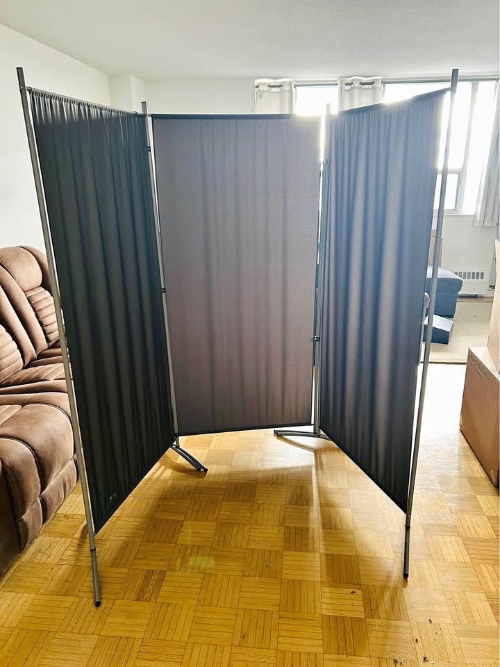 Room Divider - gray