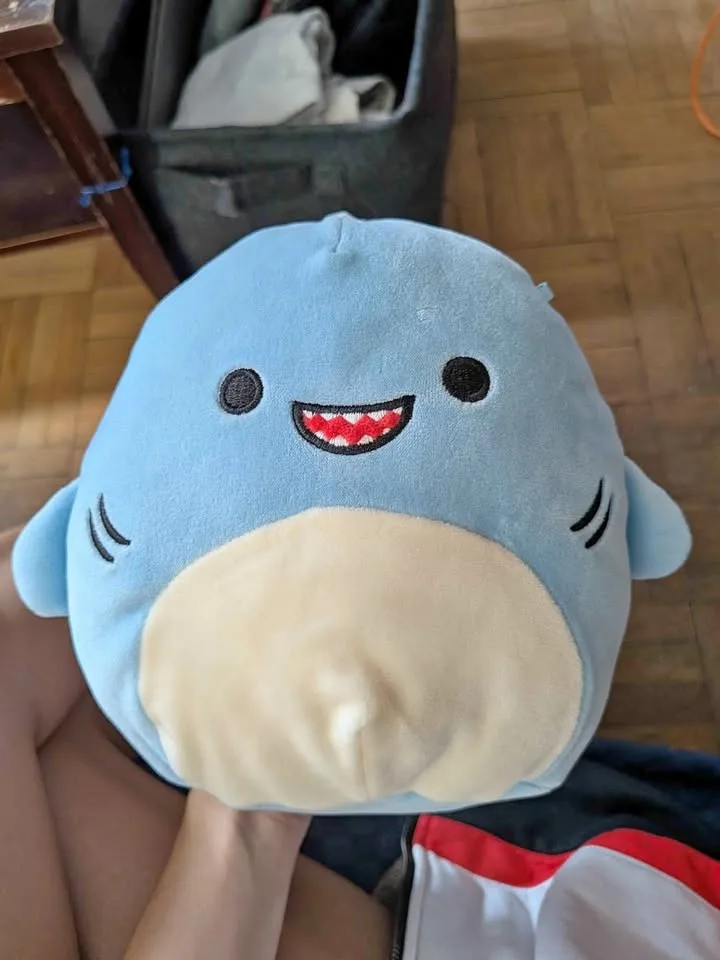 Rey Squishmallow 8"