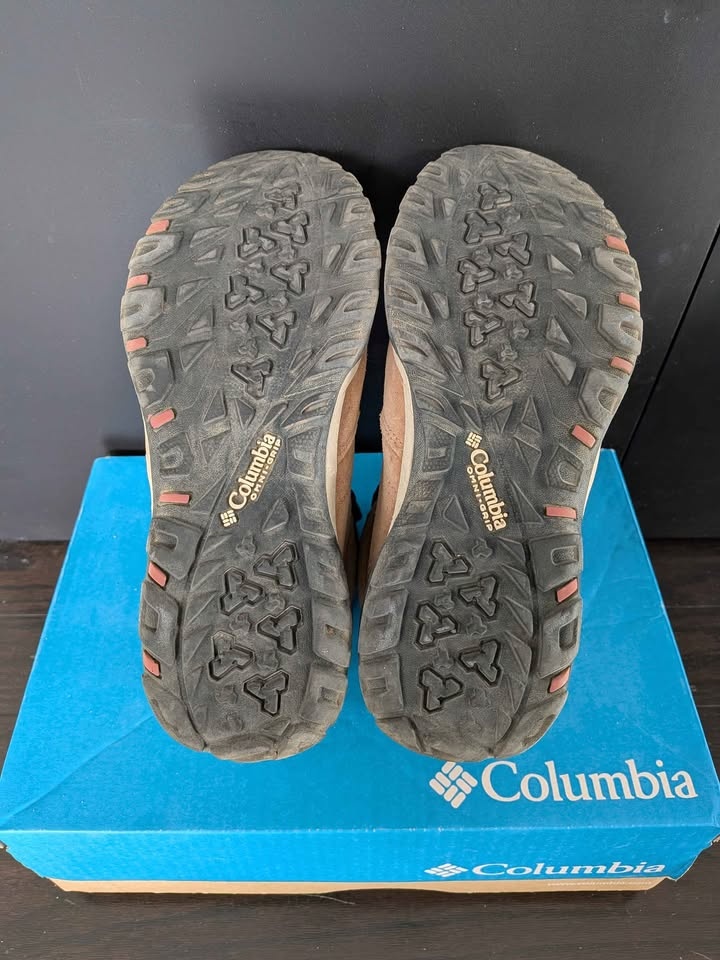 Women's Columbia Waterproof Hiking Boots Size 6.5 Brown - photo 4
