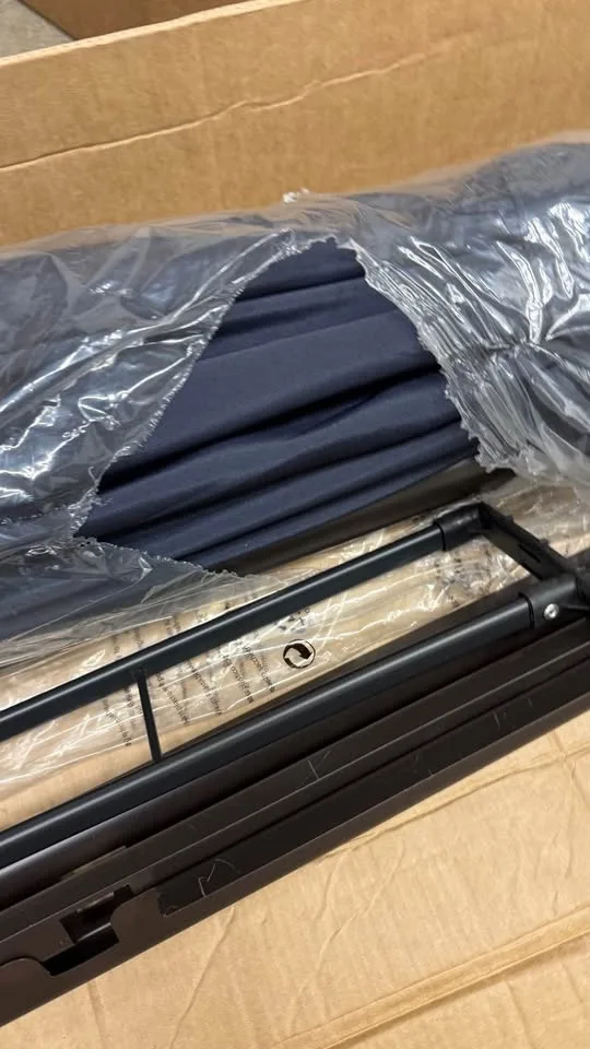 🌟 Like New HOMSHADE 10 ft Solar LED Patio Umbrella 🌟 image indicator(9)