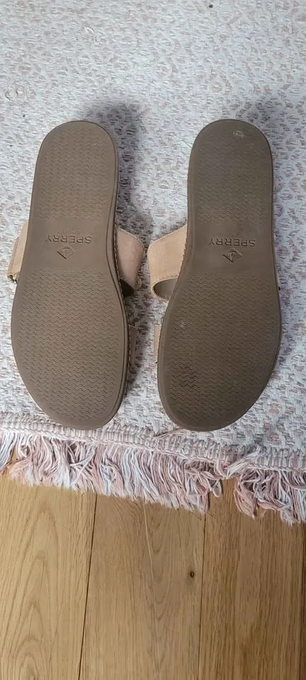 SPERRY PLUSHWAVE SANDLES image indicator(2)