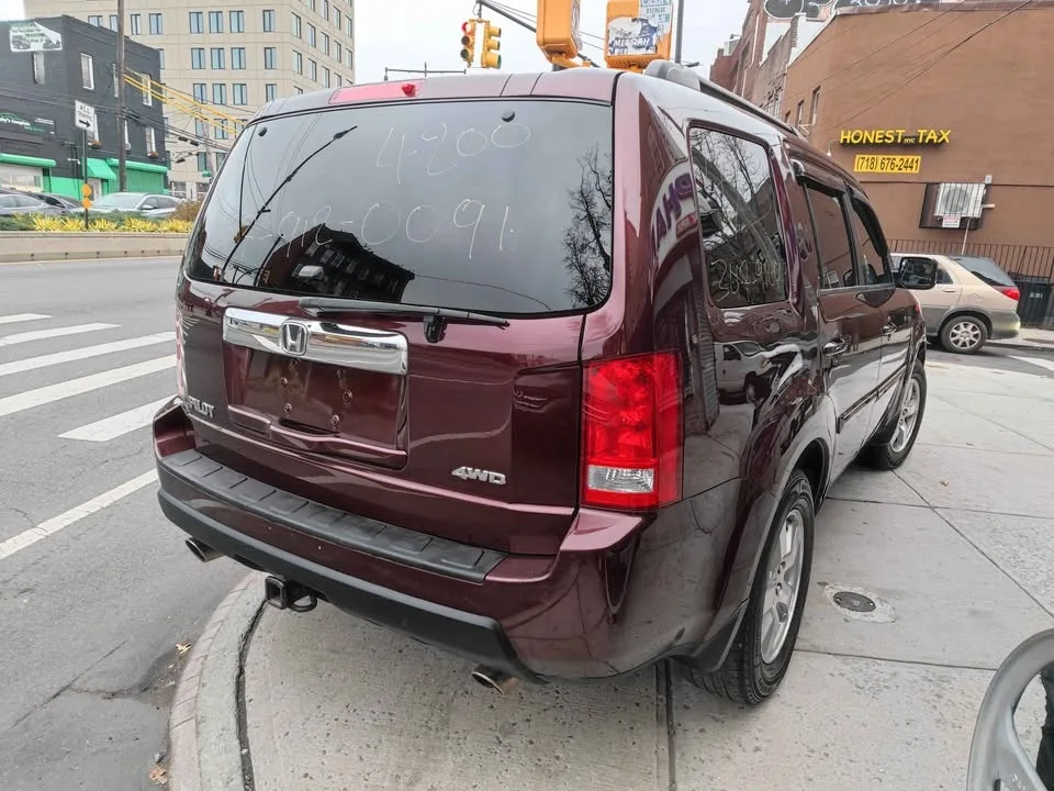 2009 Honda Pilot · EX-L w/RES Sport Utility 4D image indicator(6)