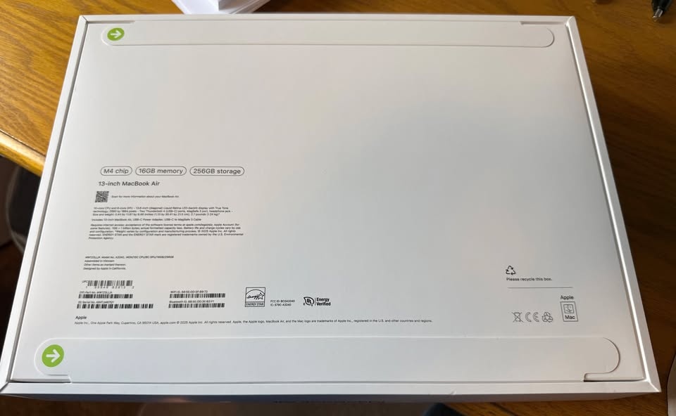 MacBook Air | 13-inch, M4, 2025 | Brand New, Sealed Box - photo 2