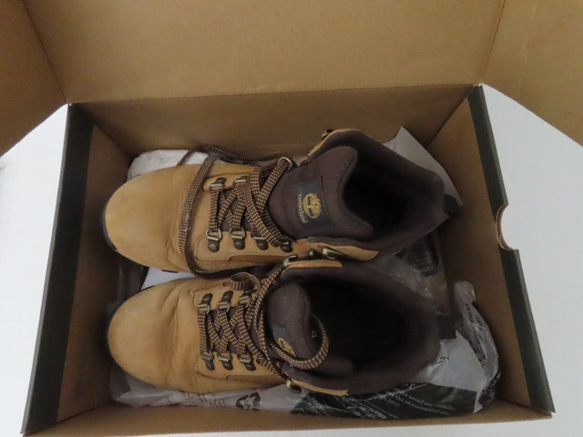 Timberland Keele Ridge Waterproof hiking boots (US Size 8)
