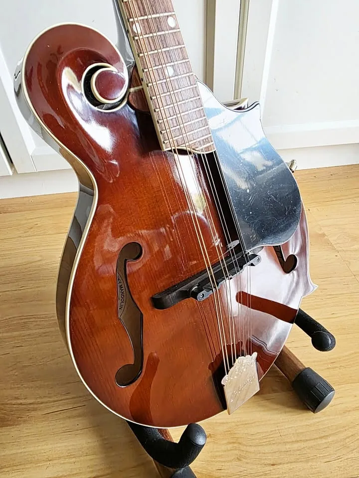 Kentucky KM-756 Mandolin - As New With Extras