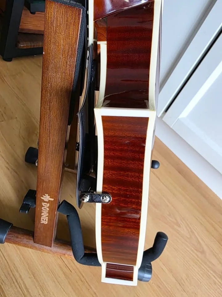 Kentucky KM-756 Mandolin - As New With Extras image indicator(8)