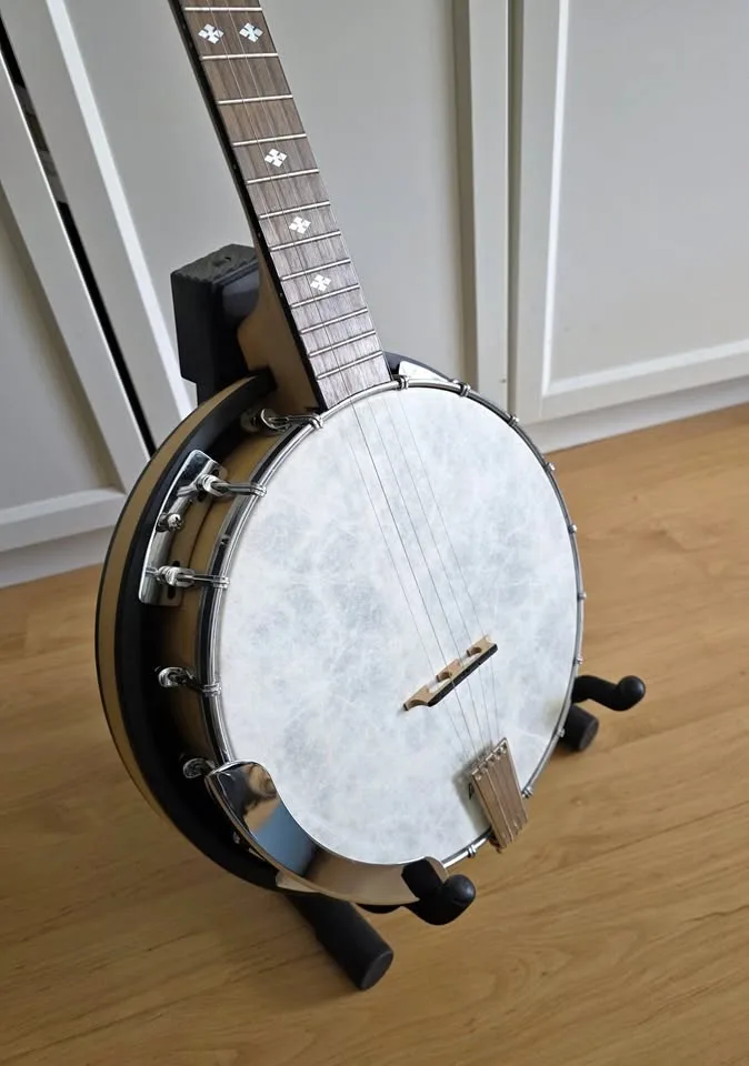 Gold Tone Banjo CC-100R Cripple Creek w/ Hard Case