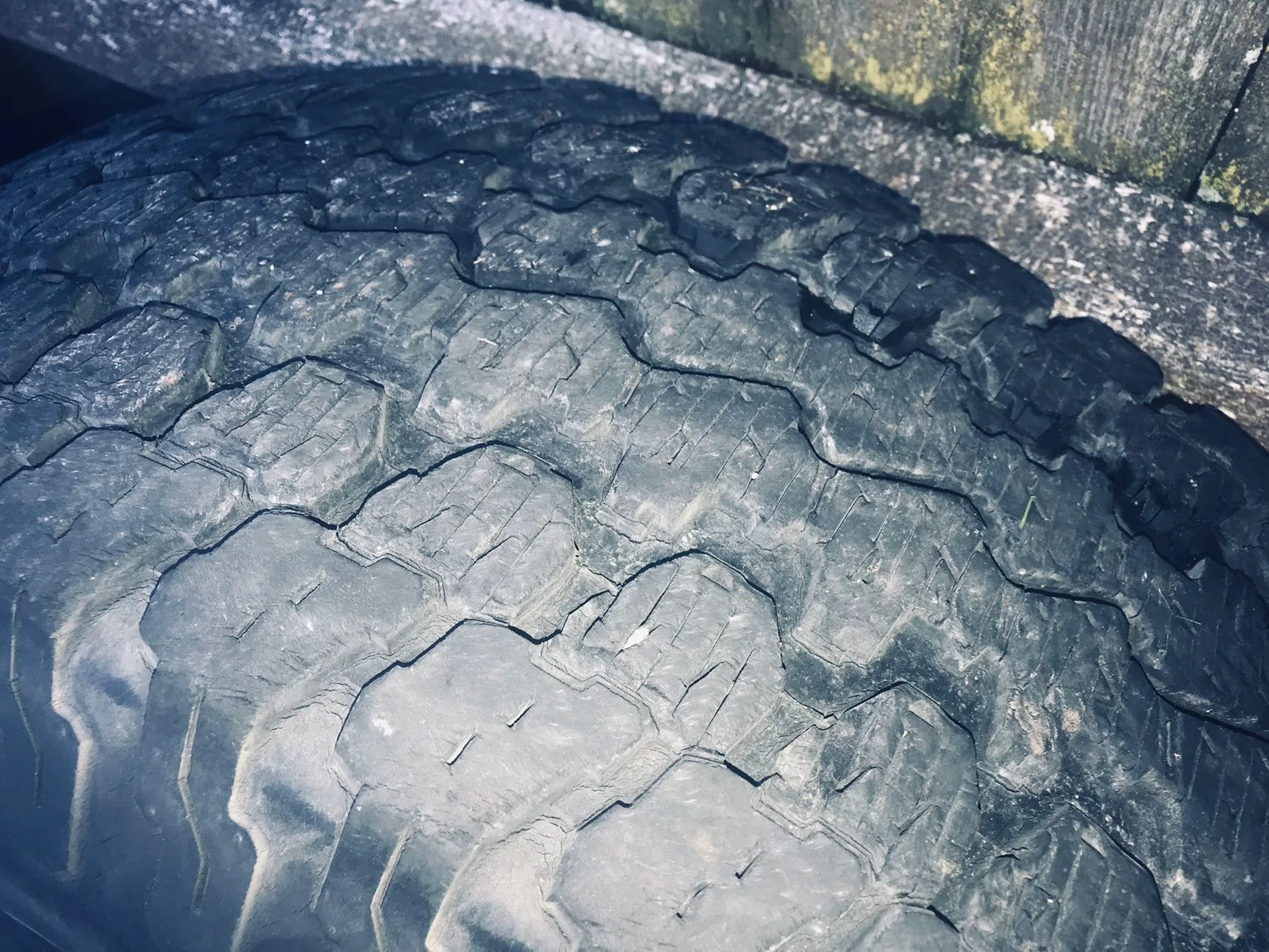 1996 GMC Yukon Wheels image indicator(5)