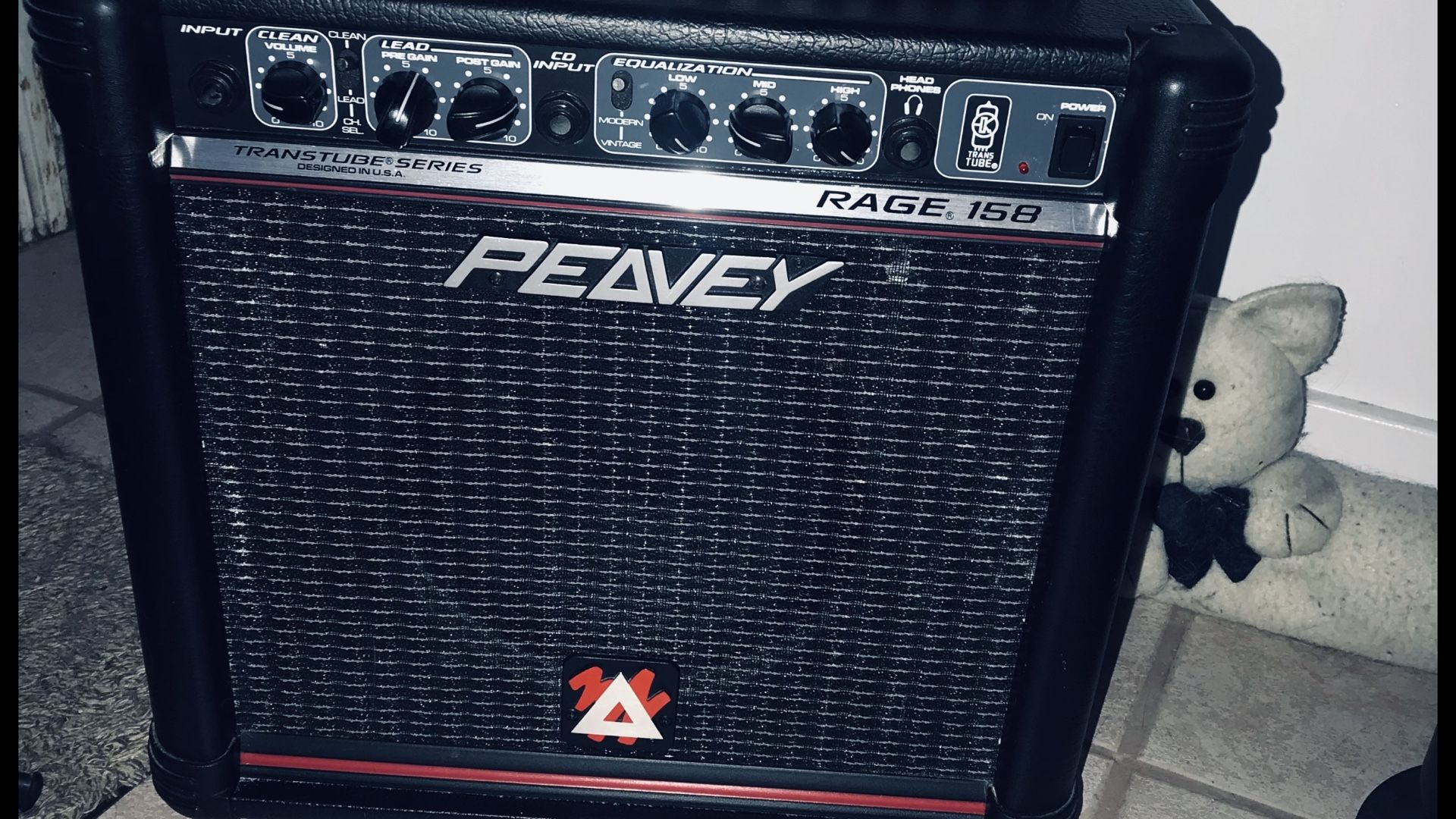 Peavey Rage158 Amplifier With Esteban’s Guitar DVD’s