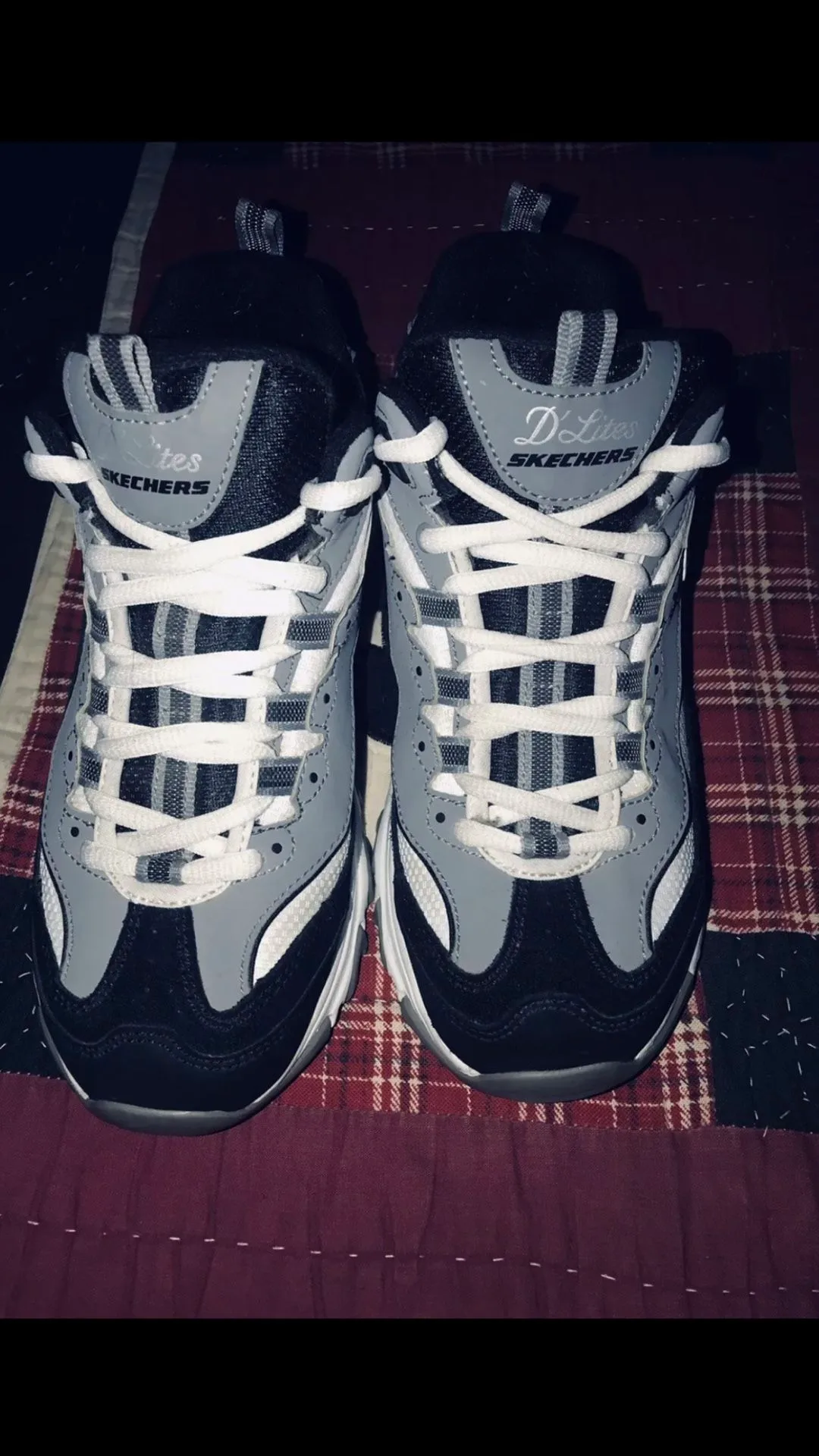 Skechers Women's D'Lites Memory Foam Lace-up Sneaker 7.5M