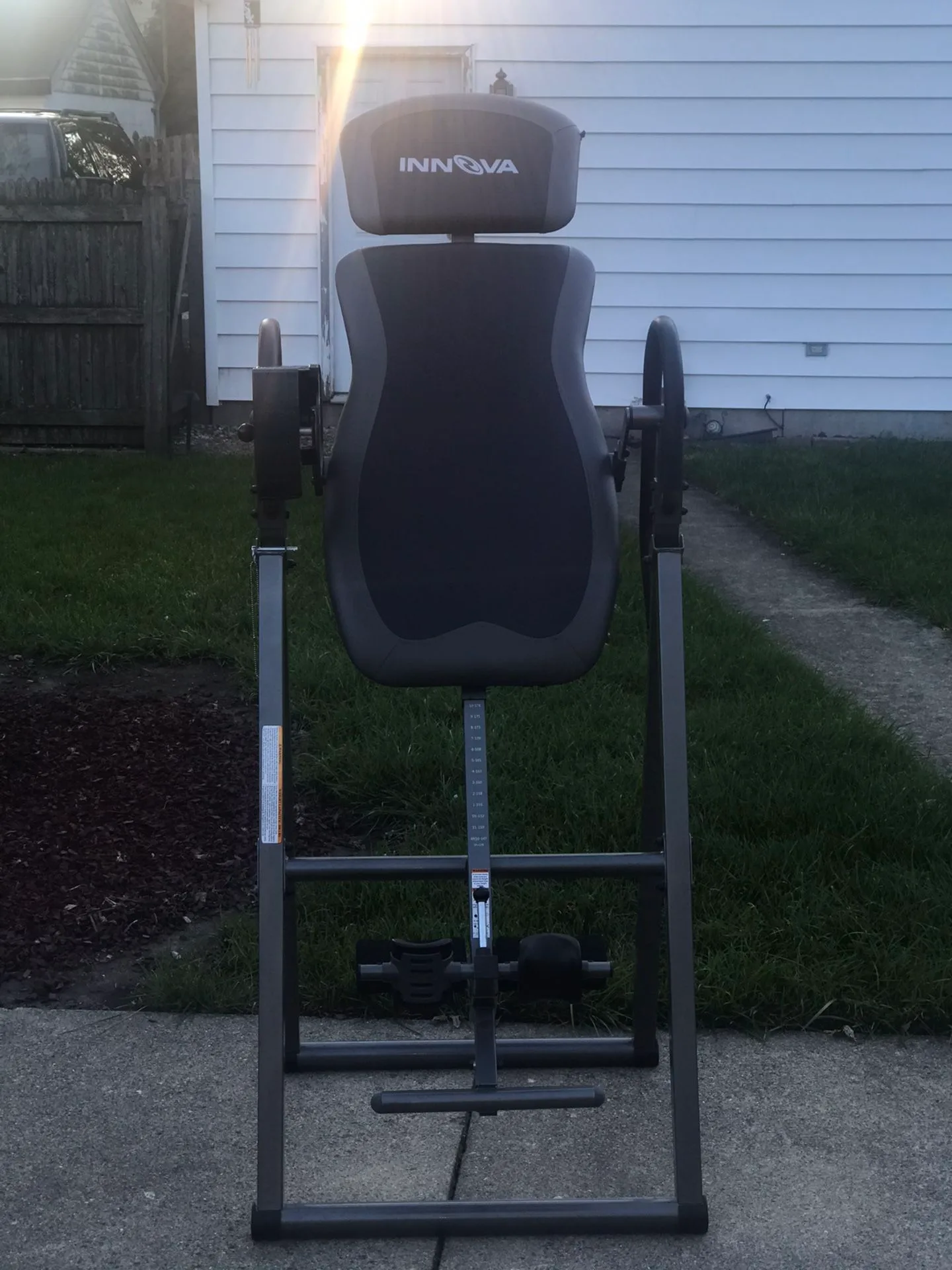 Innova Inversion Table image indicator(2)