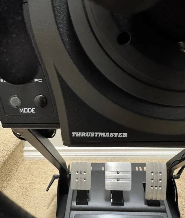 Thrustmaster Racing Wheel with Stand and Gran Turismo PS5 image indicator(3)