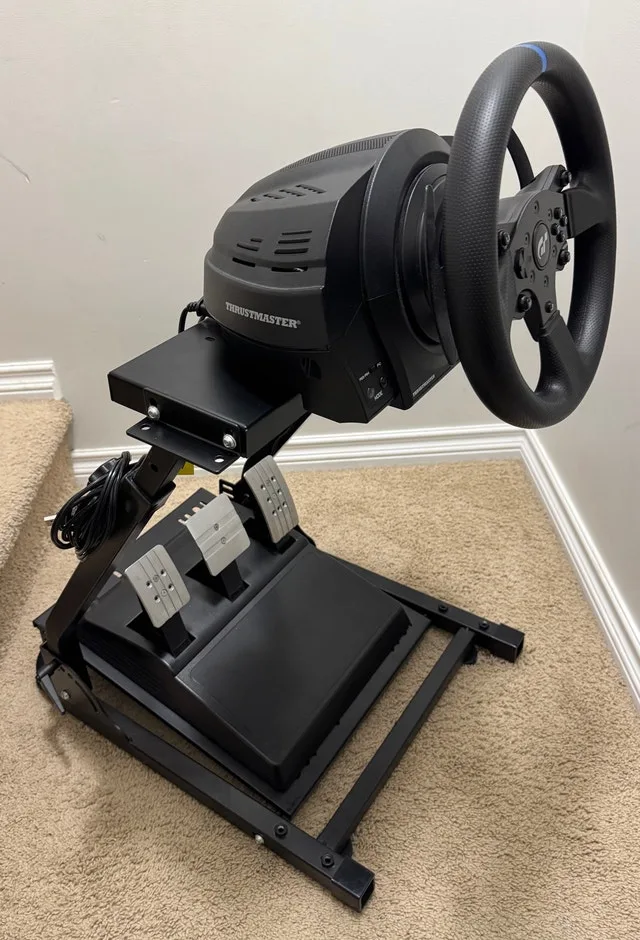 Thrustmaster Racing Wheel with Stand and Gran Turismo PS5 image indicator(7)
