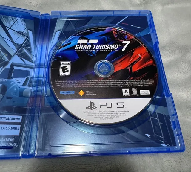 Thrustmaster Racing Wheel with Stand and Gran Turismo PS5 image indicator(10)