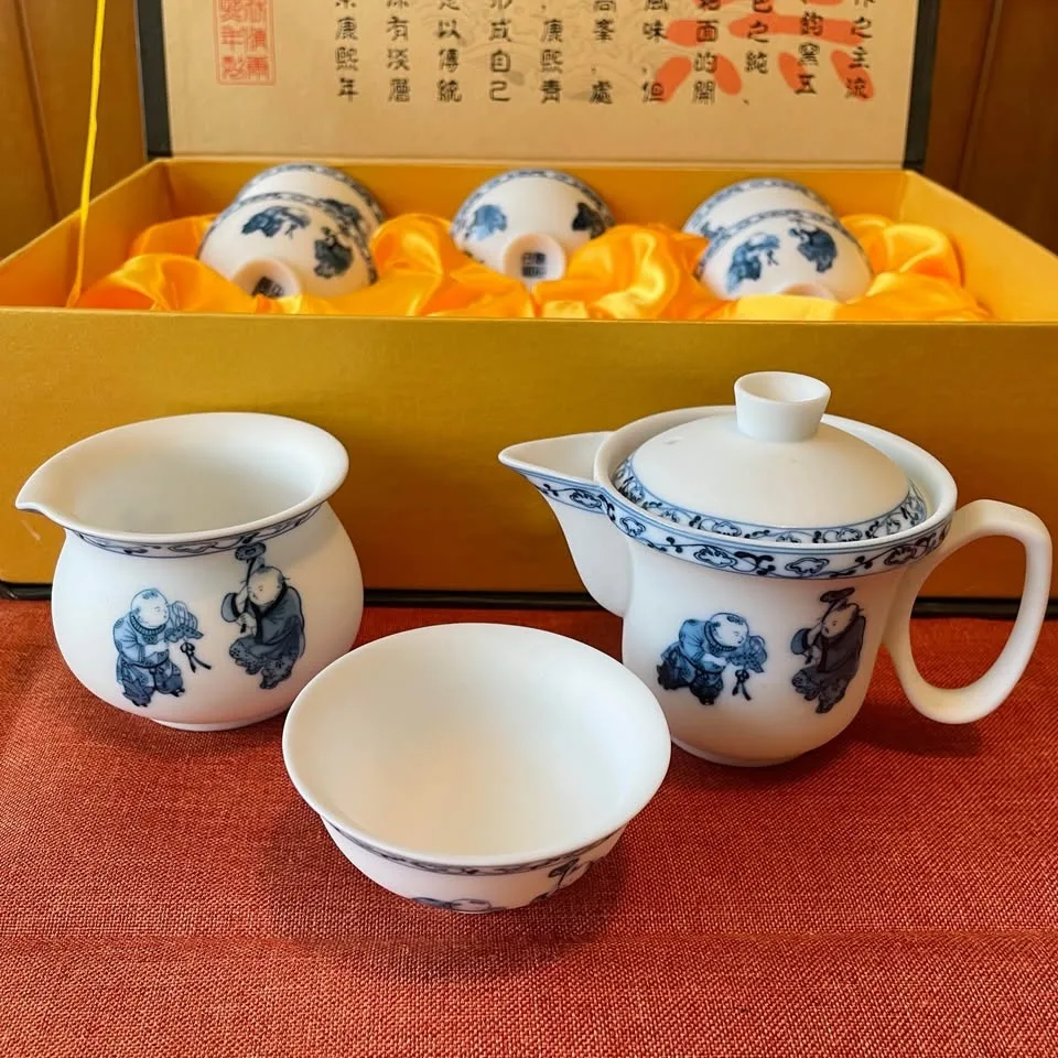 8 Pcs Chinese Tea Sets Portable Matte Ceramic Bone China image indicator(3)