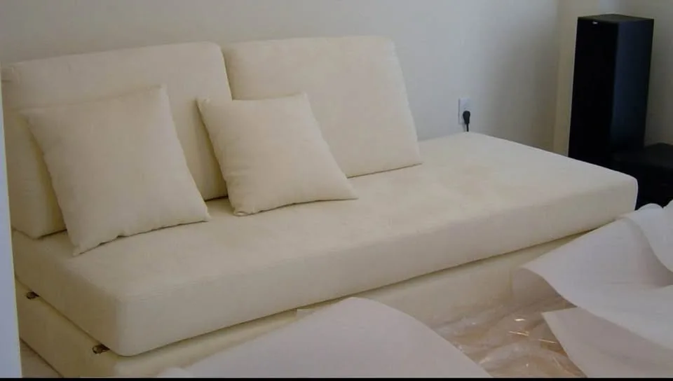 Giant white off white microfiber sectional couch 3 pcs image indicator(2)