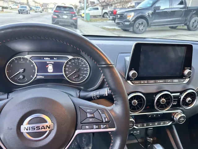 2023 Nissan Sentra SR Premium image indicator(3)