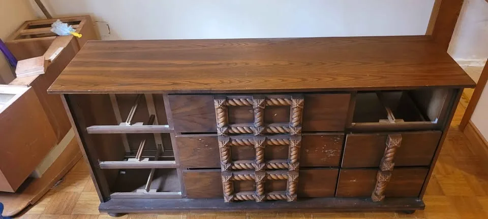 BIG WOOD BUFFET/ TABLE image indicator(3)