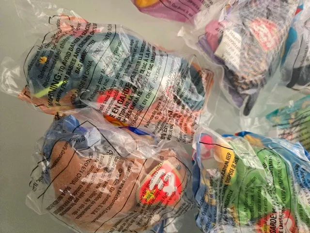 McDonald's Teenie Beanie Babies 2000 image indicator(5)