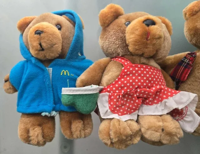 McDonald's Plush Bears image indicator(2)