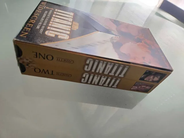 Titanic VHS image indicator(5)