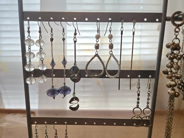 Jewellery Display Stands and accessory image indicator(4)