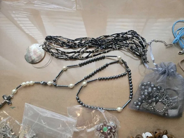 Jewellery Display Stands and accessory image indicator(10)