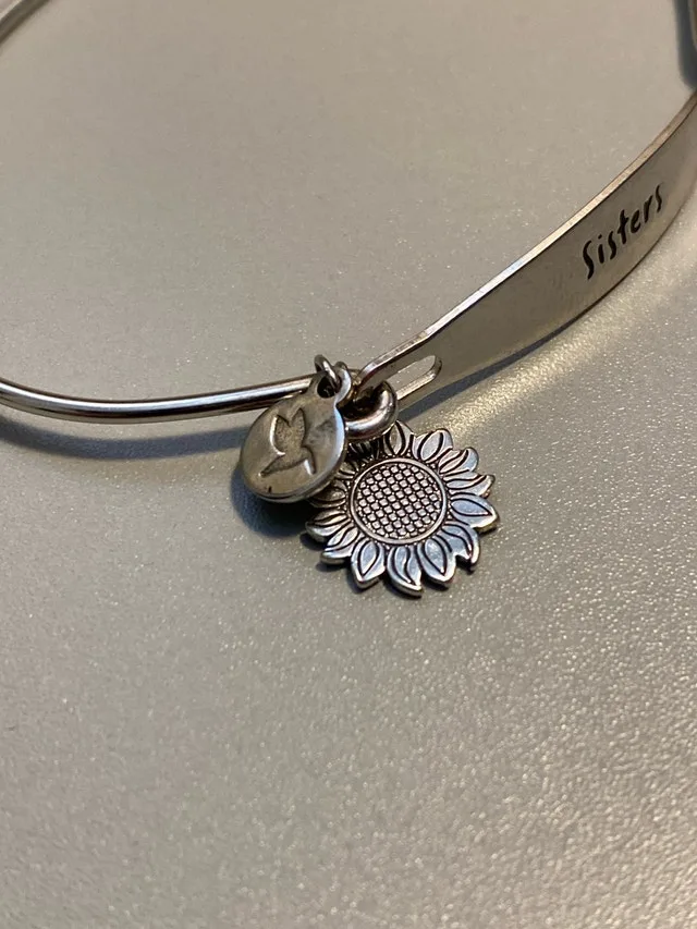 Chamilia Sisters Bracelet image indicator(2)