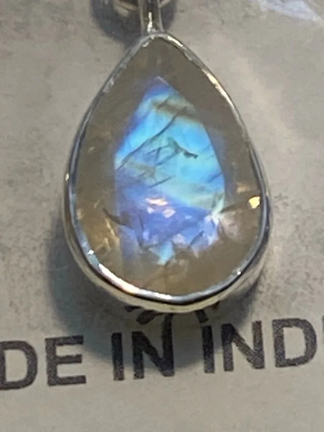 Silver Moonstone Earrings image indicator(3)