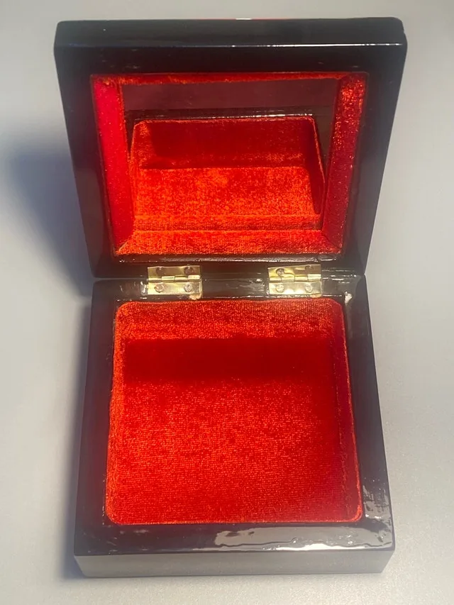 Asian Trinket Box image indicator(2)