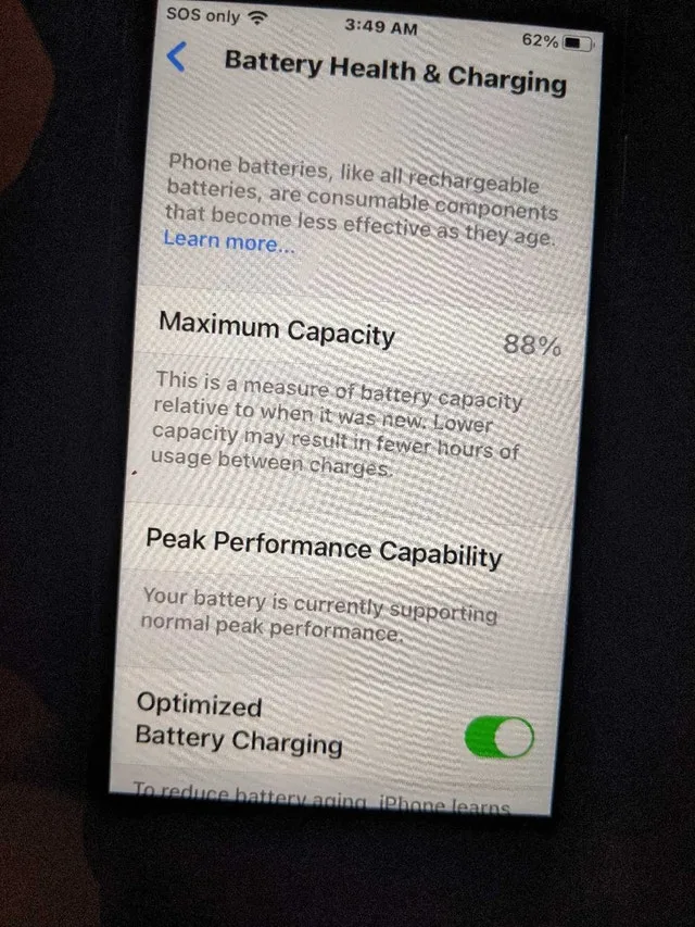 IPHONE 8 (Cracked Back Only)