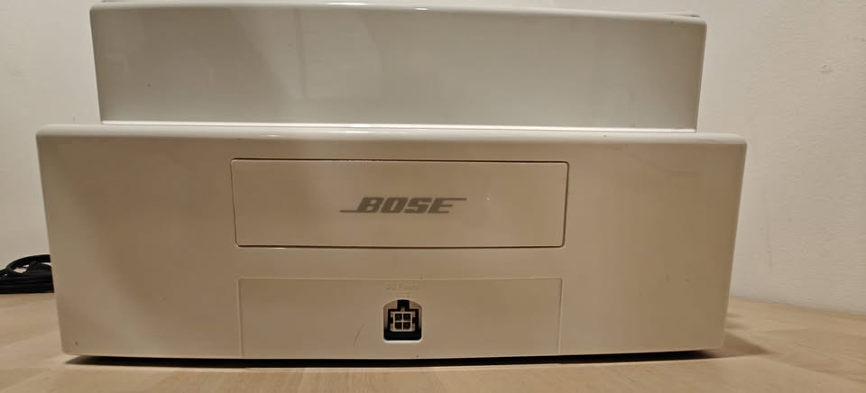 Bose SoundDock - Rich Stereo Sound for iPods & iPhones - photo 2