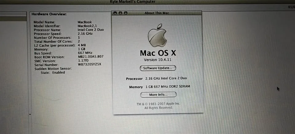 Apple MacBook (Original, First Gen) – Works Plugged In image indicator(6)