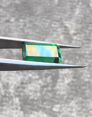 4.0 CTS Faceted Green Tourmaline In Beautiful Emerald Cut image indicator(10)