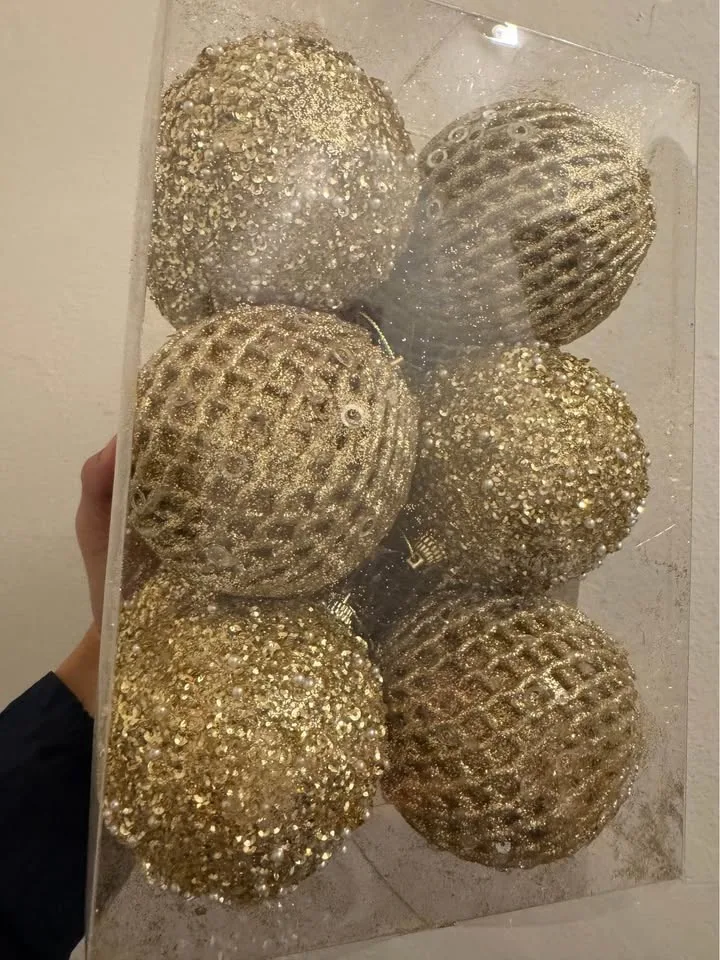 gold Christmas ornaments, 3.15" image indicator(8)