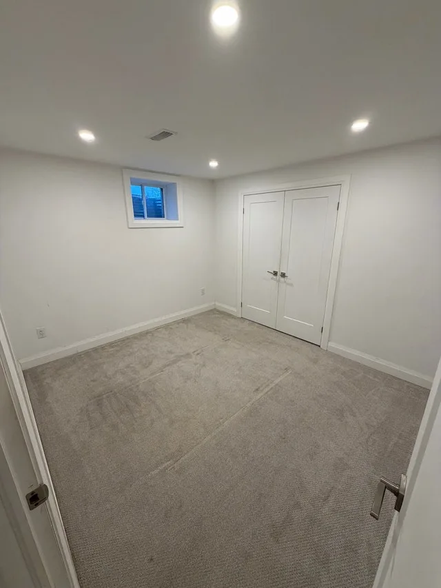 Beautiful basement apartment for rent in Milton image indicator(5)