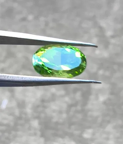 1.8 CTS Faceted Peridot, Beautiful Green Color