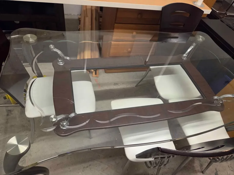 Desk, dresser, dining table, mattresses image indicator(5)