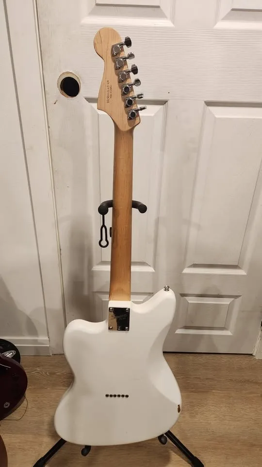 $250 Squier Jazzmaster HH - Arctic White image indicator(6)