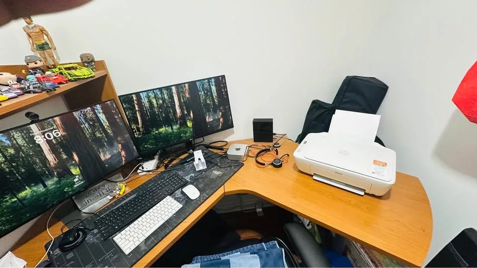 Corner computer desk for sale image indicator(2)