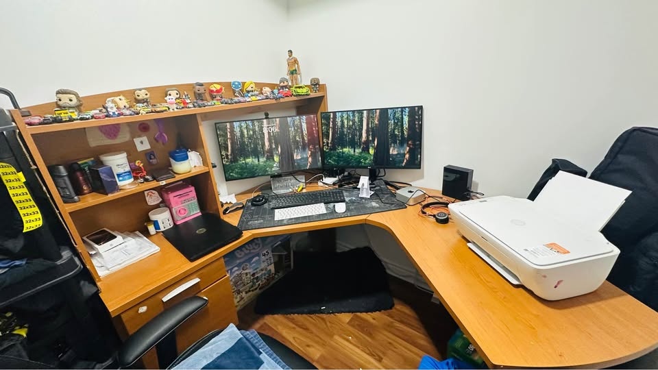 Corner computer desk for sale - photo 3