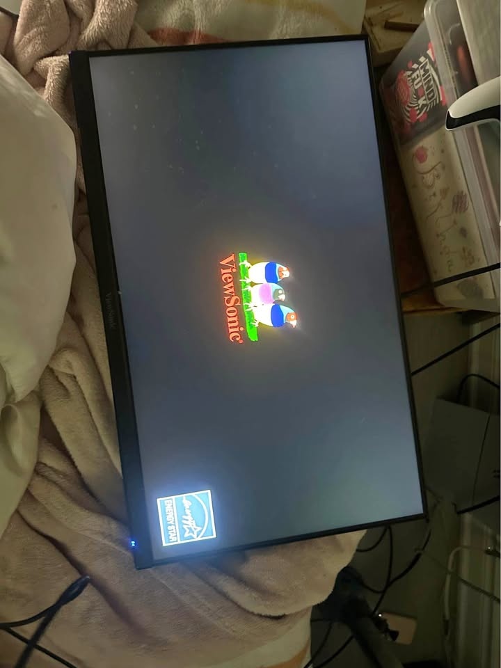 High Definition Desktop Monitor 24"